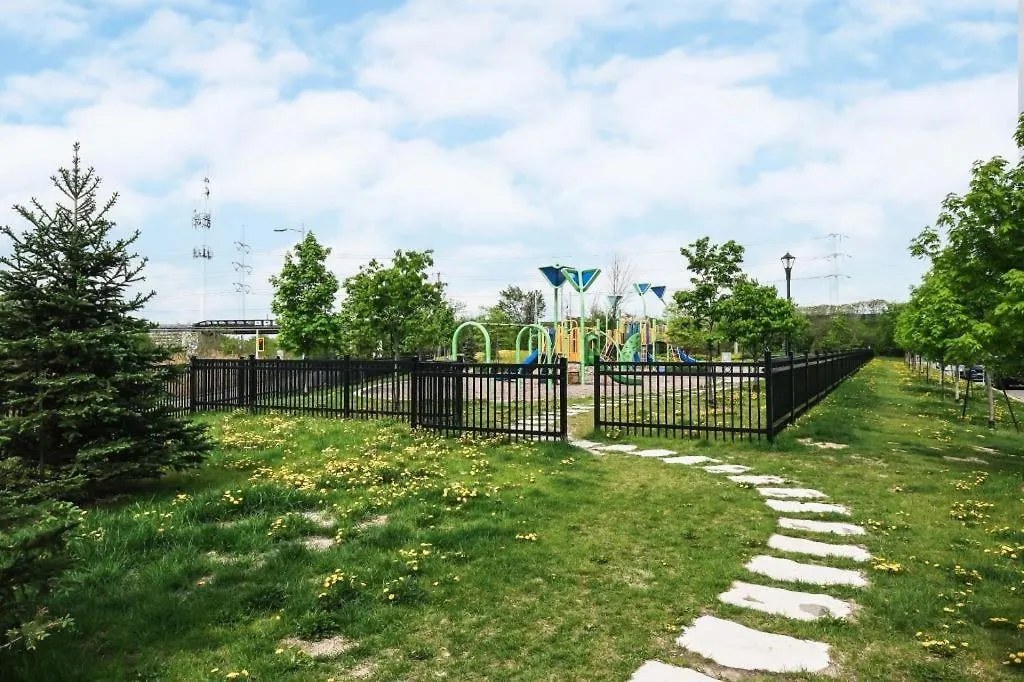 Apartment Comfort Townhouse Close To Airport Montreal Canada